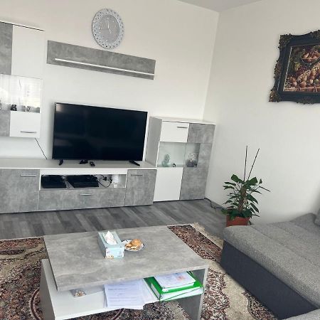 Helle Wohnung In Linzer-Mitte Bagian luar foto