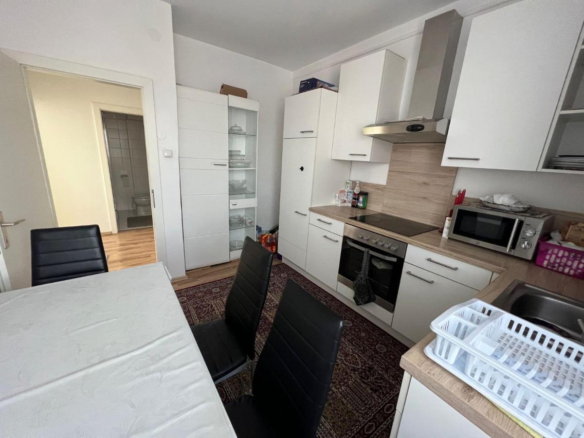 Helle Wohnung In Linzer-Mitte Bagian luar foto